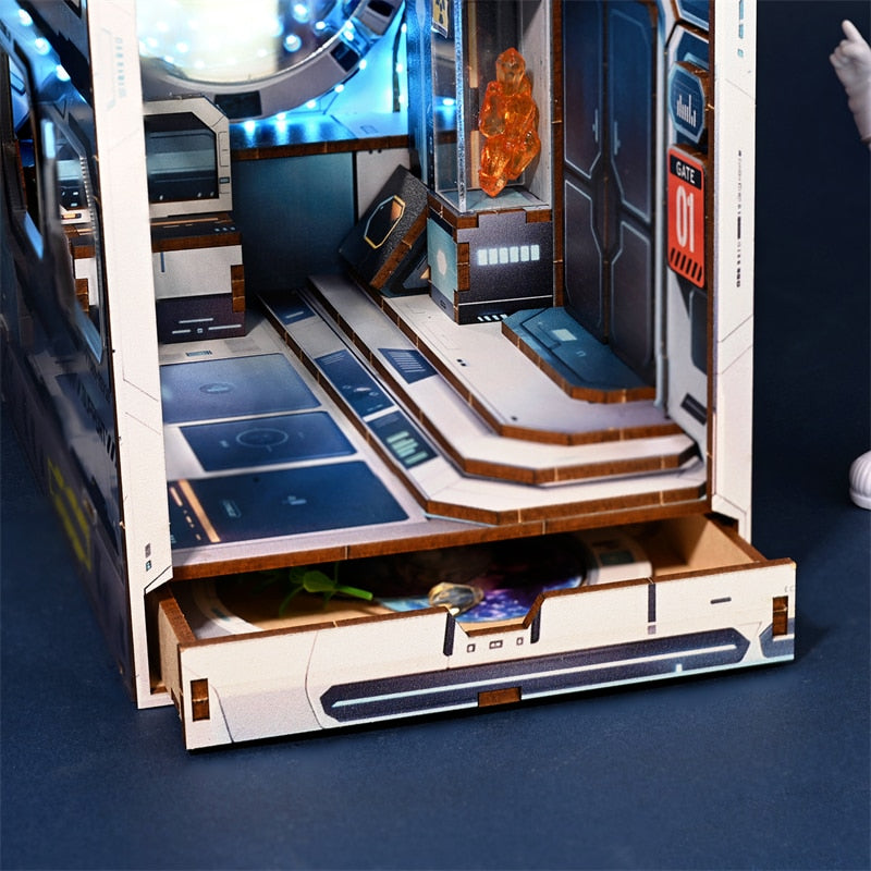 Sci-fi HUB Alien Leabhar DIY Kit Nook Kit