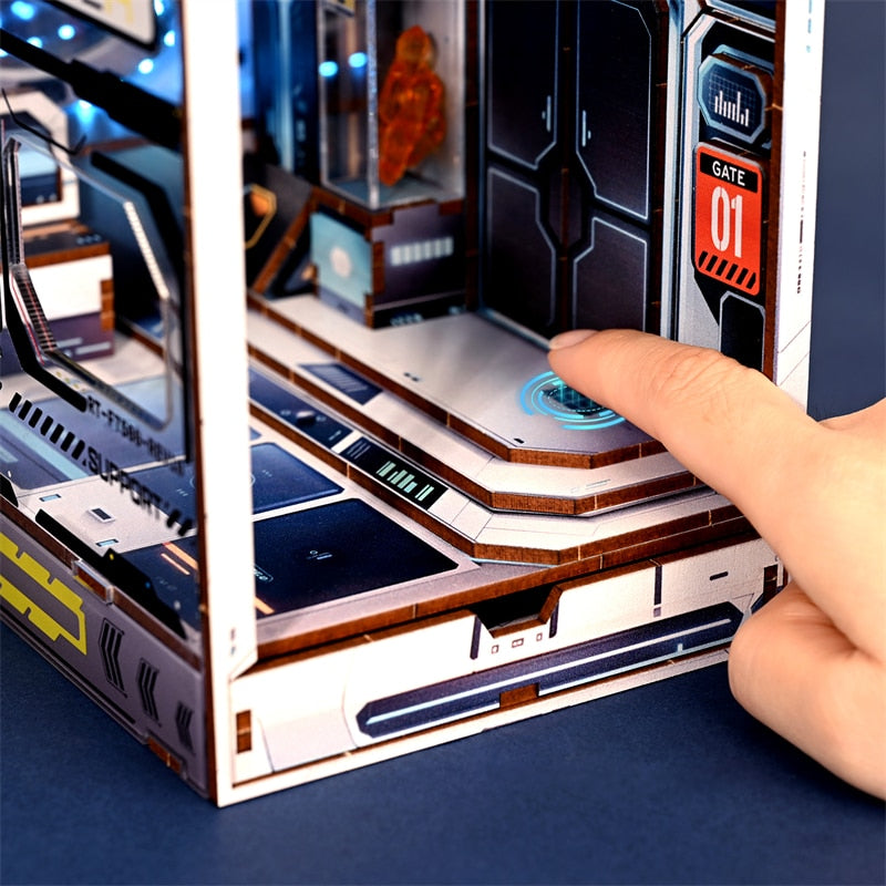 Sci-fi HUB Alien Leabhar DIY Kit Nook Kit