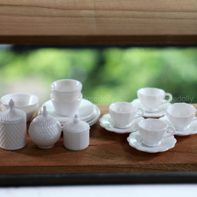 1:6 Miniature Dollhouse Glassware Set – Decanters & Cups   