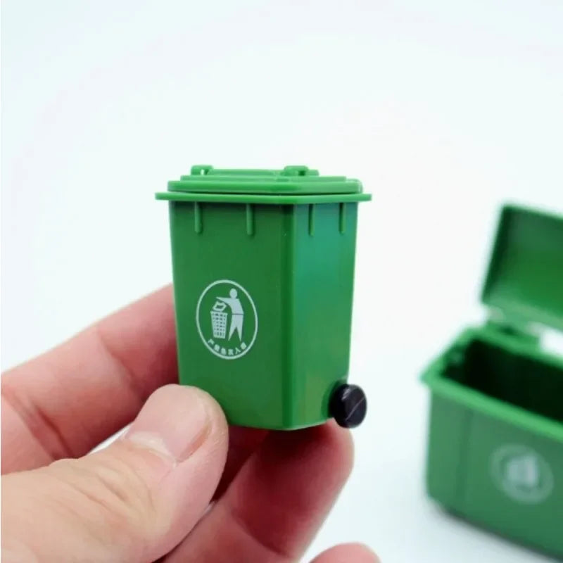 1:6 Scale Garbage Bin with Wheels & Lid   