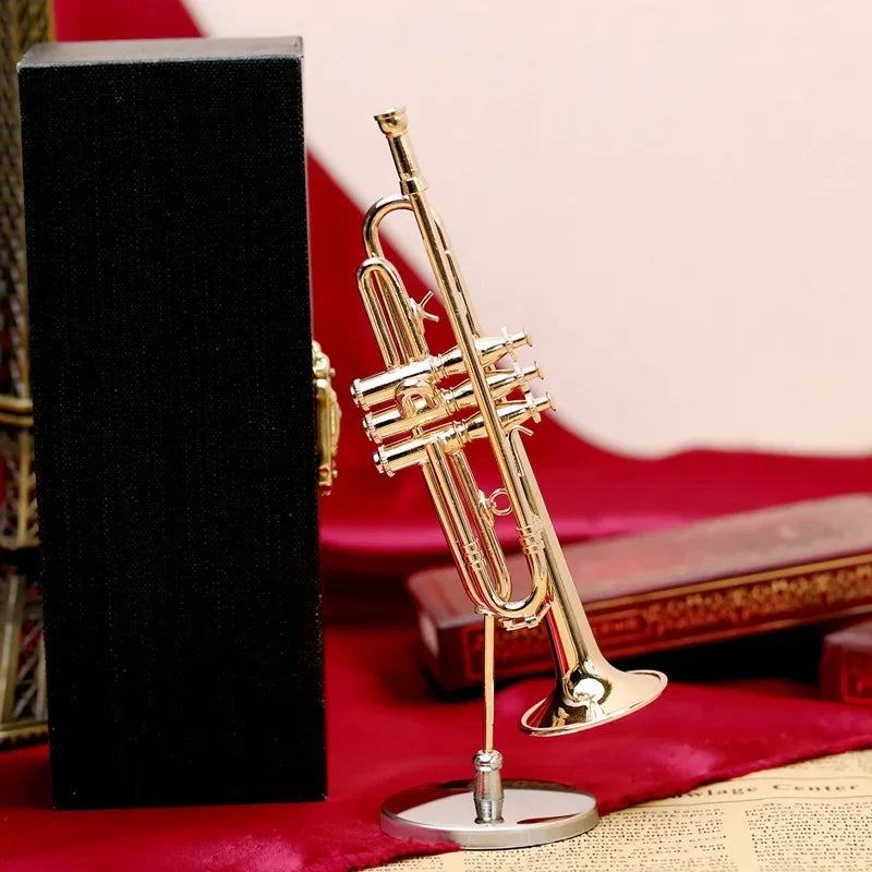 Mini Gold Trumpet Model with Gift Box – Collectible Decor   