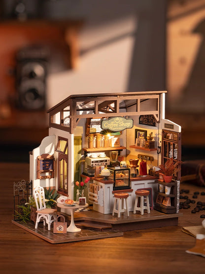 Rolife No.17 Café Miniature House Kit