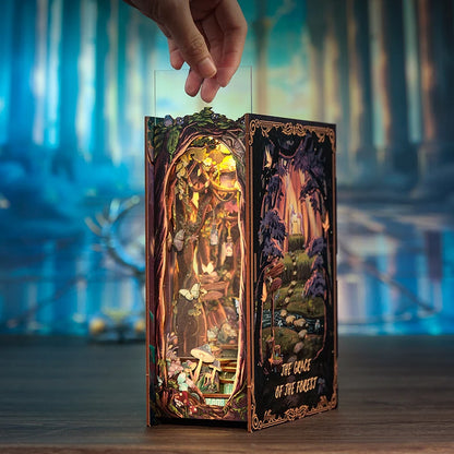 The Grace of The Forest DIY Book Nook Kit
