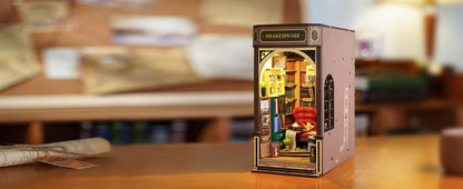 Shakespeare DIY Book Nook Kit