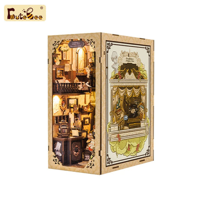 CUTEBEE Book Nook Kit Sets