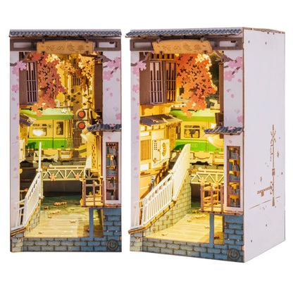 Rolife Sakura Densya TGB01 DIY Book Nook Kit