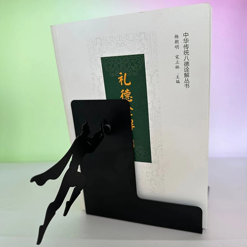 Creative Super Hero Bookshelf Figurine miniature – packaging and contents