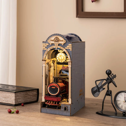 Rolife Sakura Densya TGB01 DIY Book Nook Kit