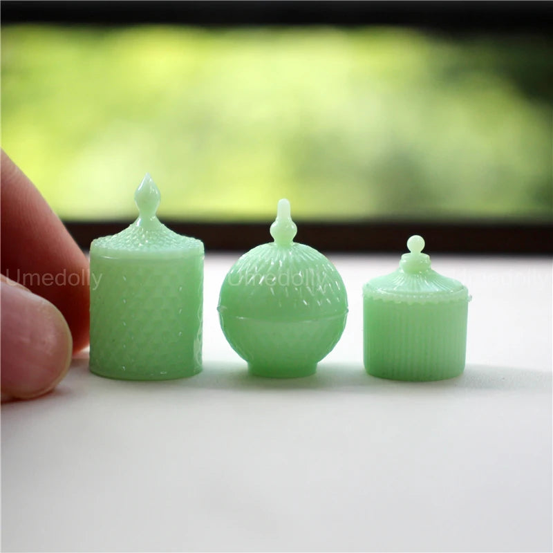 1:6 Miniature Dollhouse Glassware Set – Decanters & Cups