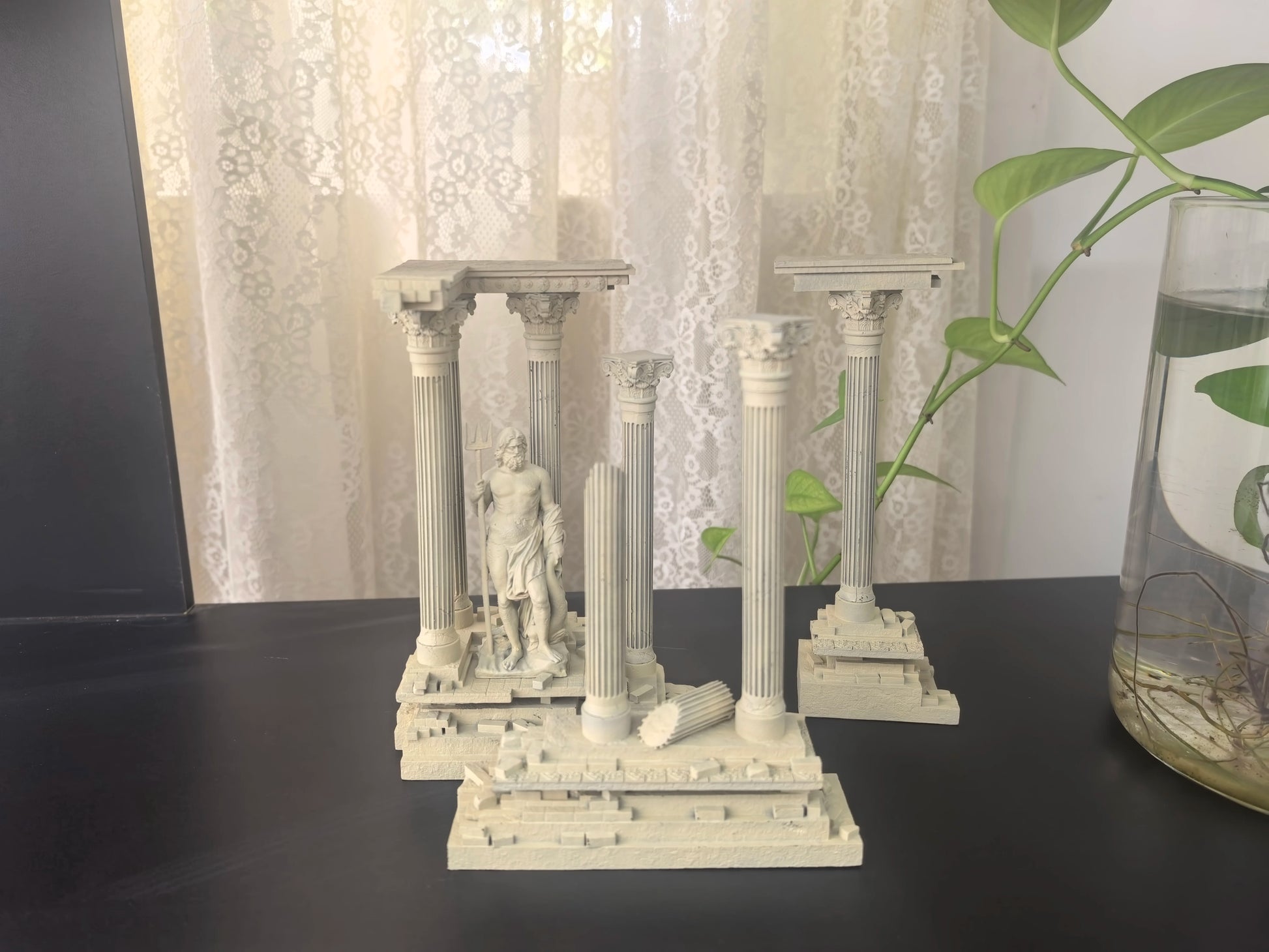 Roman Architecture Resin Statue book nook kit – close-up details