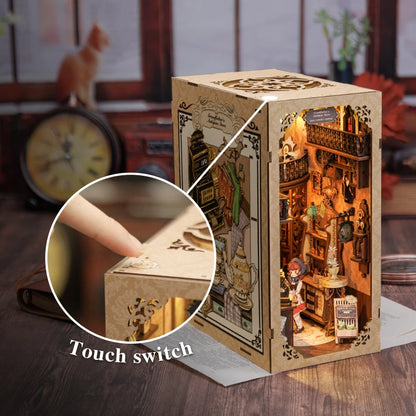 CUTEBEE Book Nook Kit Sets