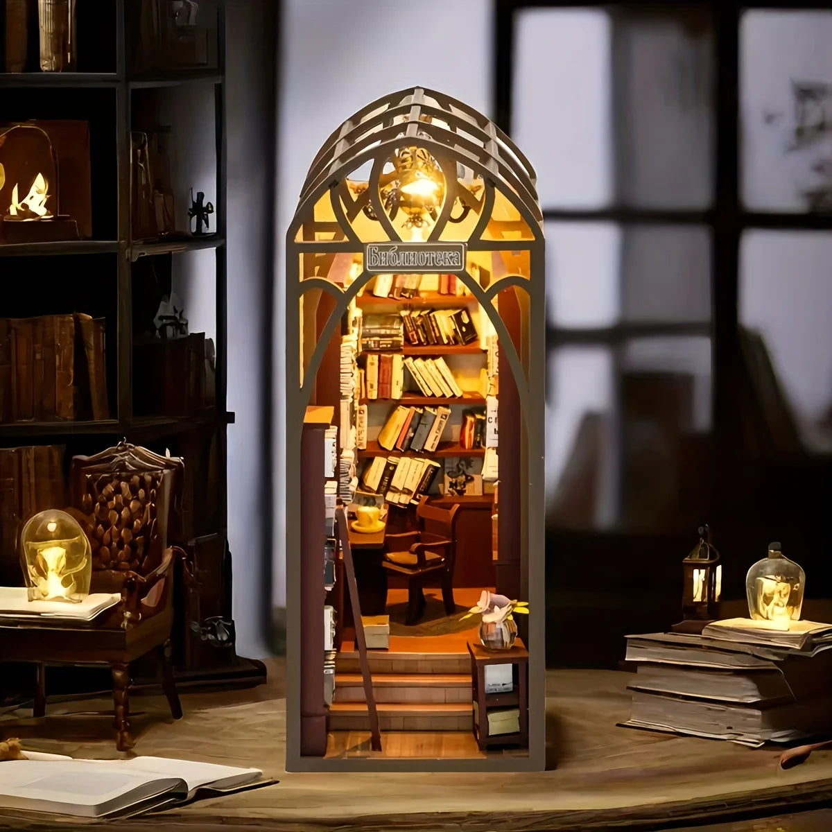 Mini Booknook in the Library 3d wooden puzzle – detailed view