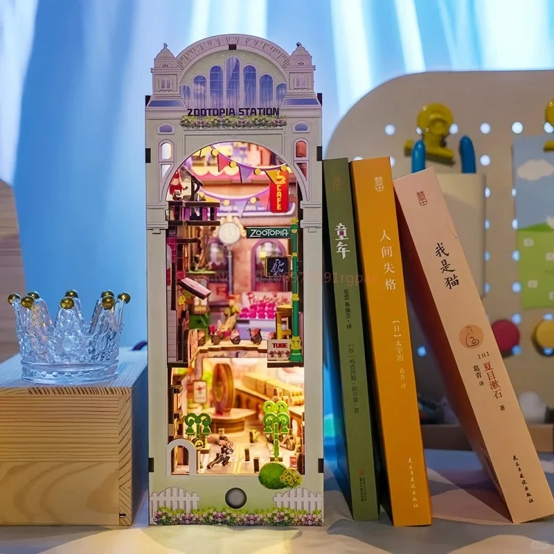 Zootopia Judy DIY Book Nook Kit - Detailed View