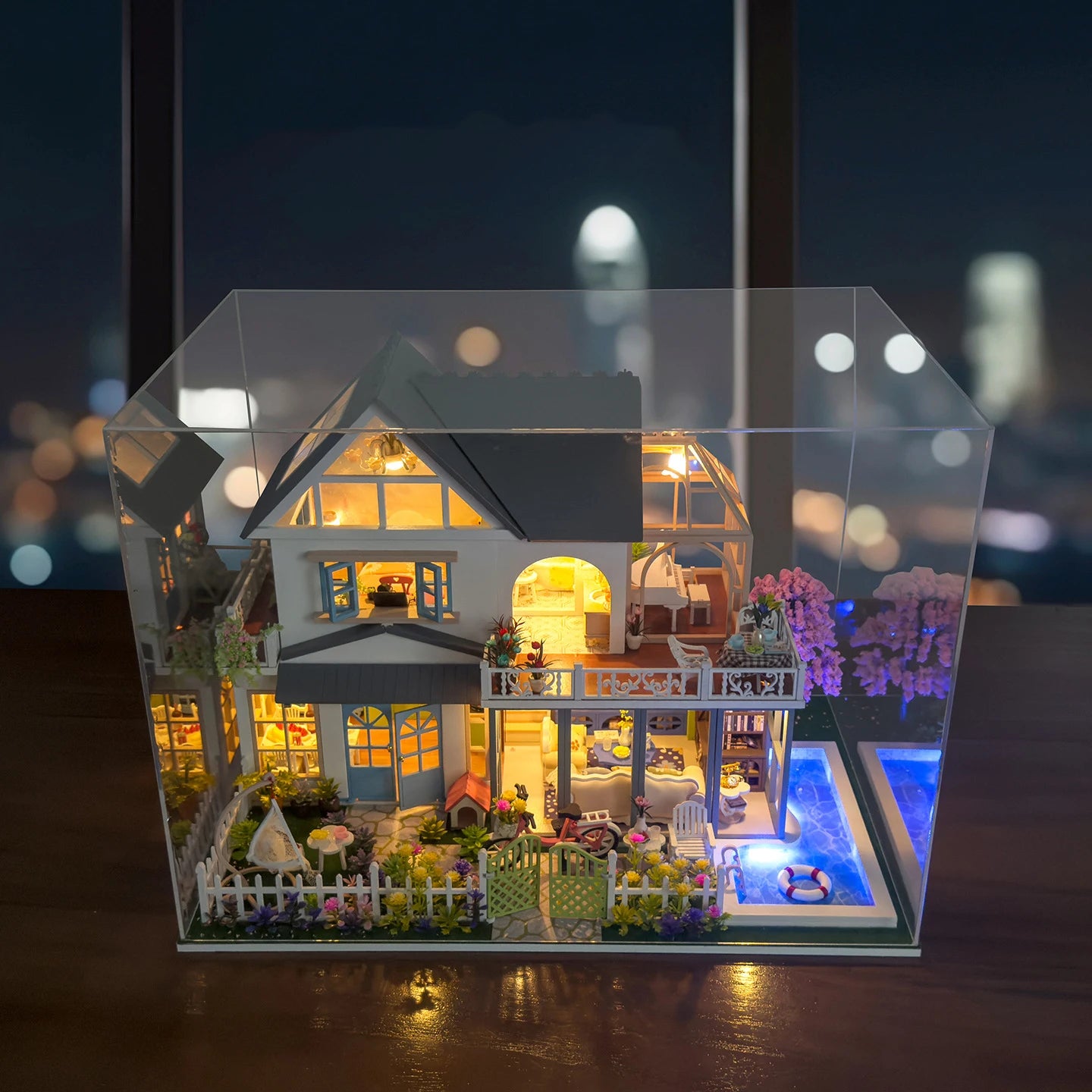 Modern Villa DIY Miniatyrhuskit