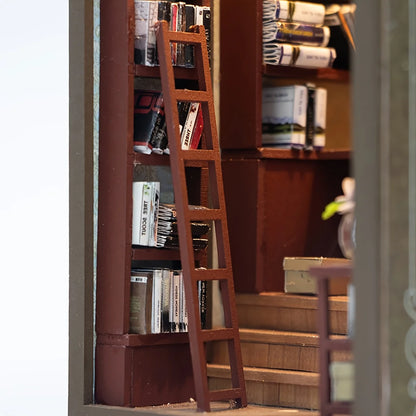 Mini Booknook in the Library 3d wooden puzzle – packaging and contents