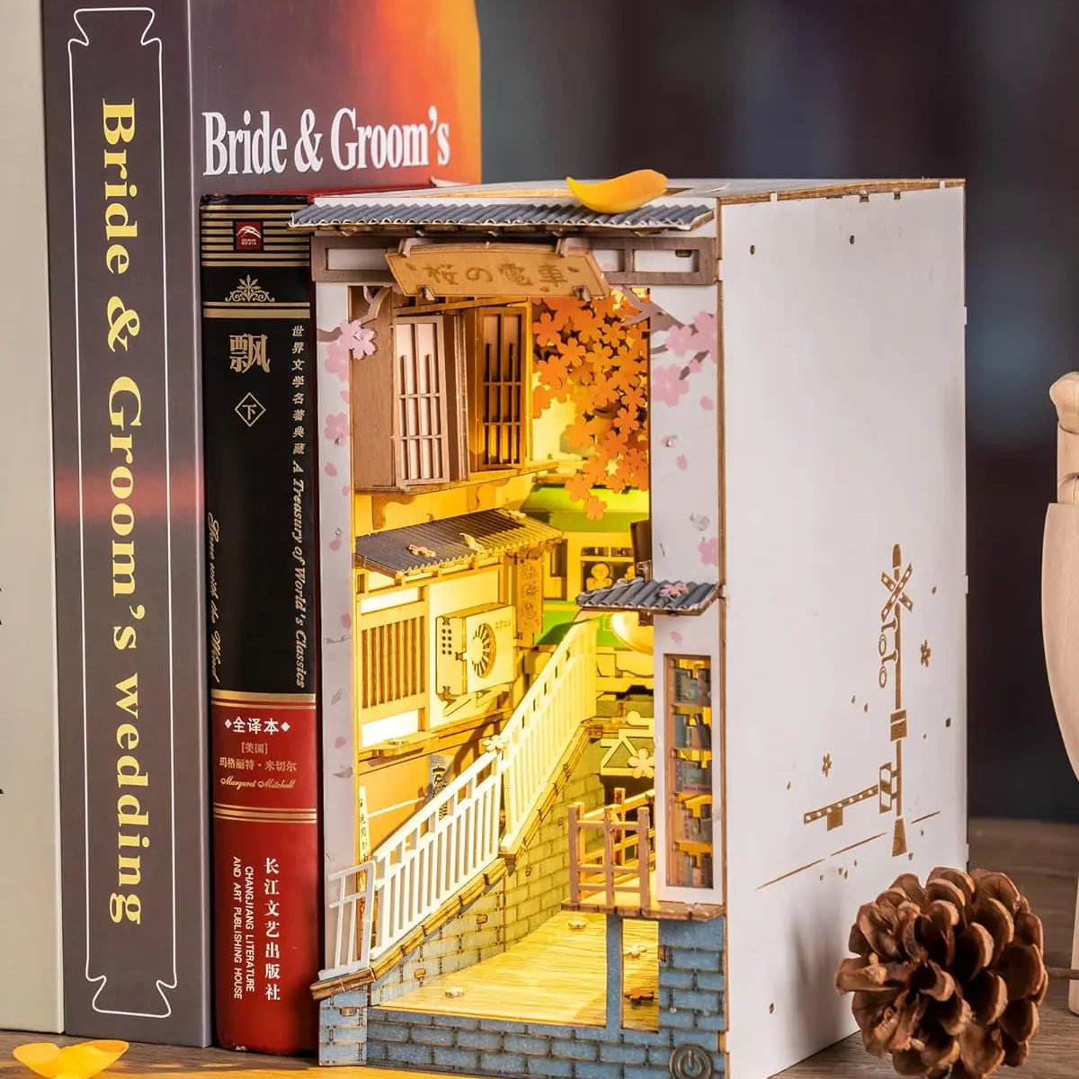 Sakura Densya DIY Book Nook Kit