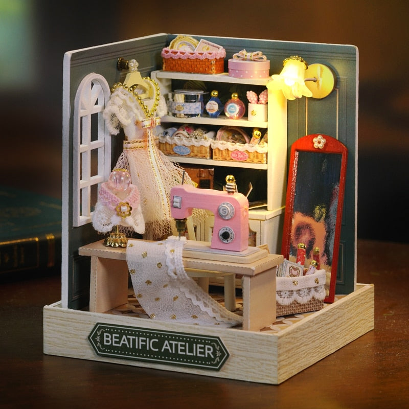 Sakura Noodles Shop DIY Dollhouse Kit