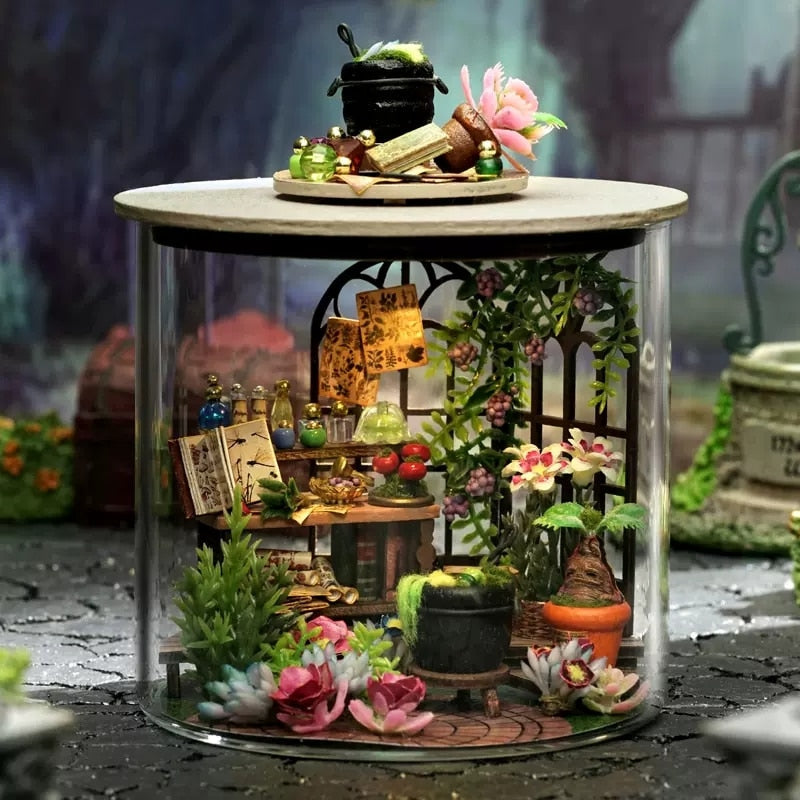 DIY Mini Casa Magic Greenhouse Garden Dollhouse Kit
