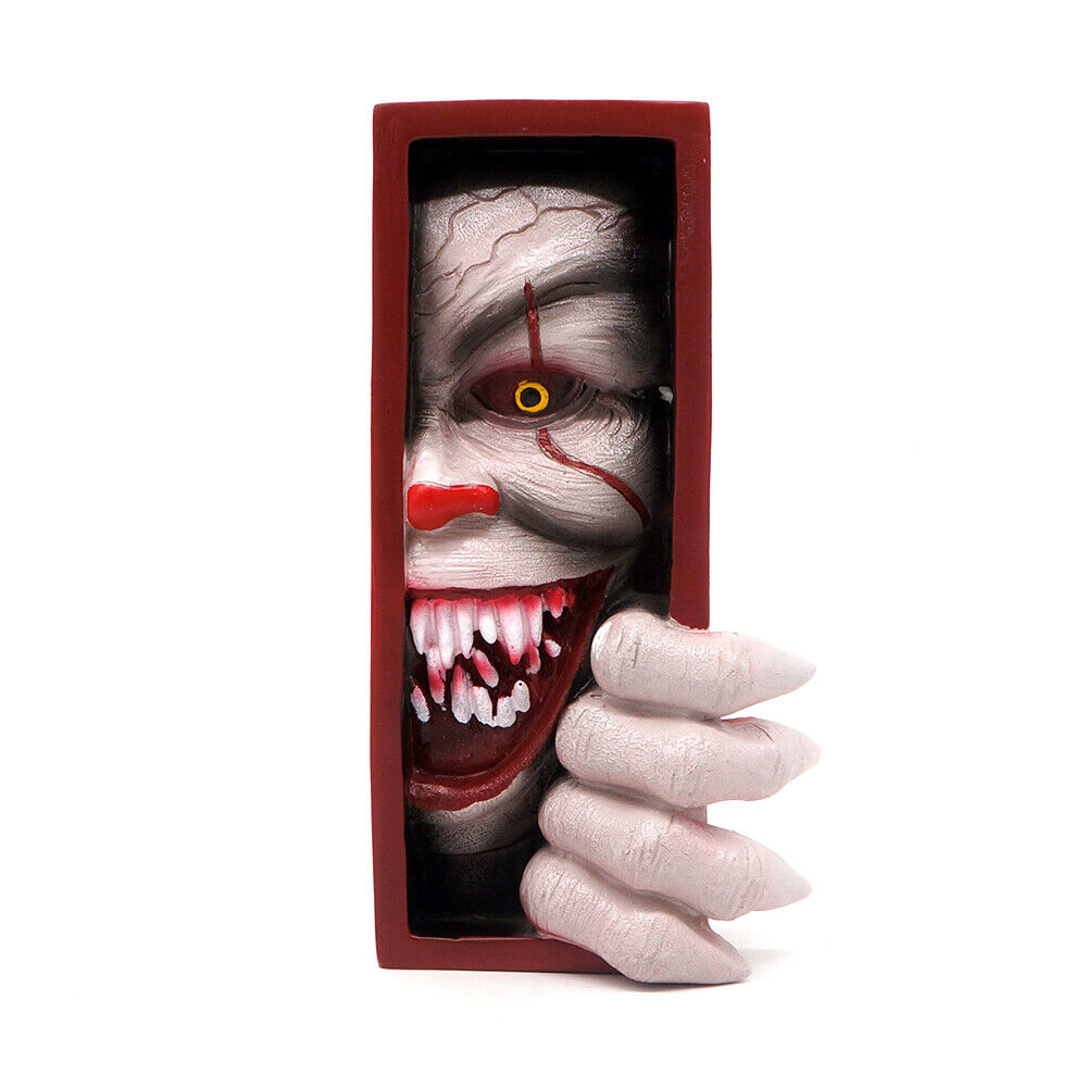 Pennywise - IT the Clown Resin Sculpture Bookshelf Insert