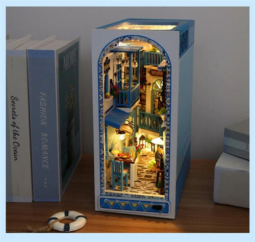 Sea Breeze DIY Book Nook Kit