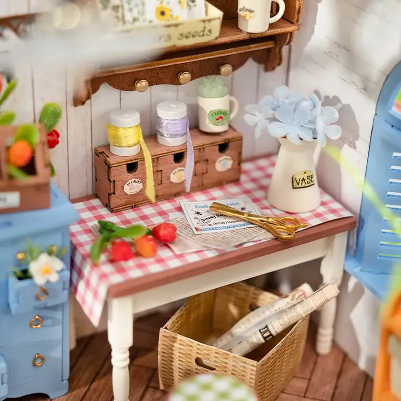 Robotime Dreamy Garden DIY DollHouse Kit